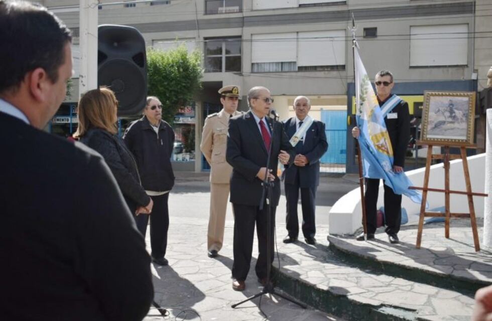 Con un acto recordaron natalicio del padre de la Patria