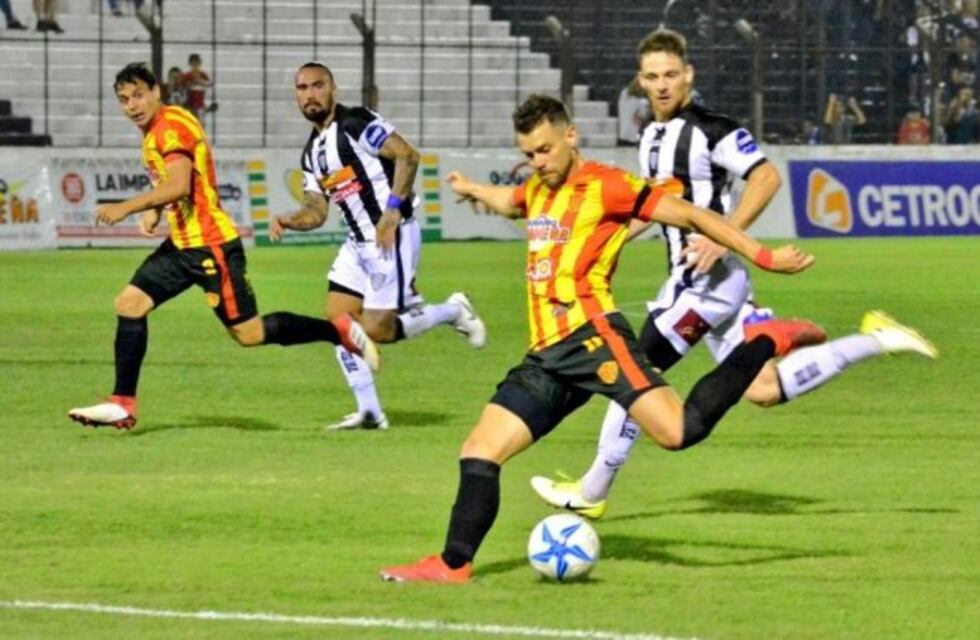 Copa Argentina: el clásico chaqueño se jugará en enero