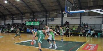 Barrio Parque recibe a Hindú\u002E