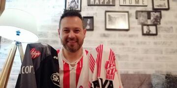 Ariel Leguizamón se fue a vivir en 2005 a México\u002E Trabaja en TV Azteca y no se sacó la camiseta de la Gloria\u002E Fanático albirrojo\u002E