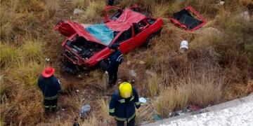 Alberto Ribas de 62 años falleció luego que el Ford Escort en el que viajaba cayera a un canal\u002E Foto: Policía de San Luis\u002E