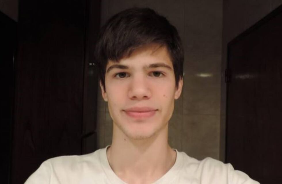 Se tiró del auto para escaparse de sus secuestradores y está grave