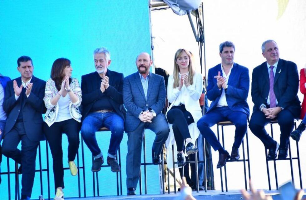 Insfrán participó del acto del día de la Lealtad en la Pampa