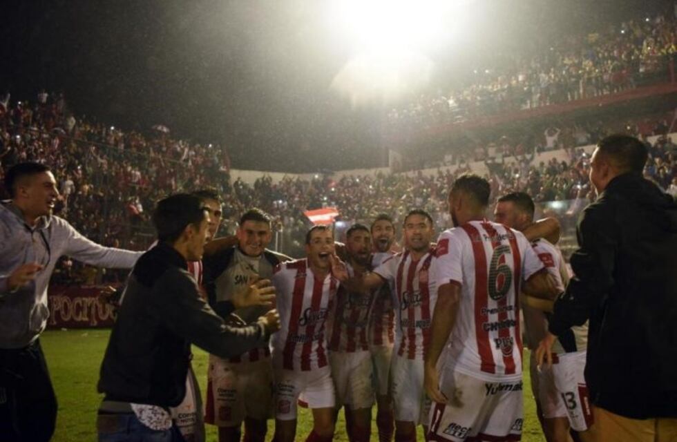 El emocionante relato del gol de Galeano, que le dio la clasificación a San Martín