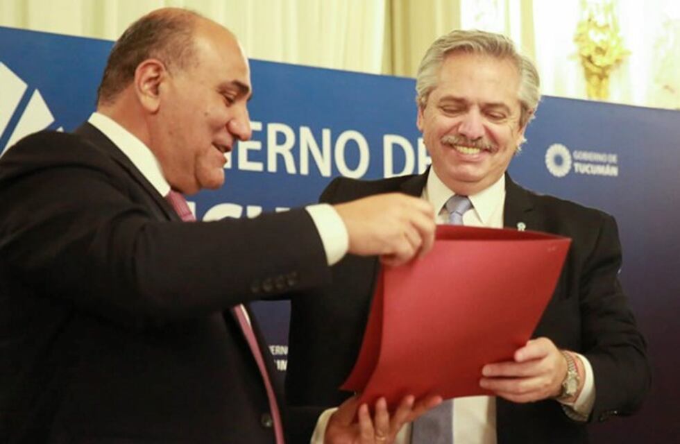 Tucumán: Fernández firmó un convenio para 67 obras en el interior