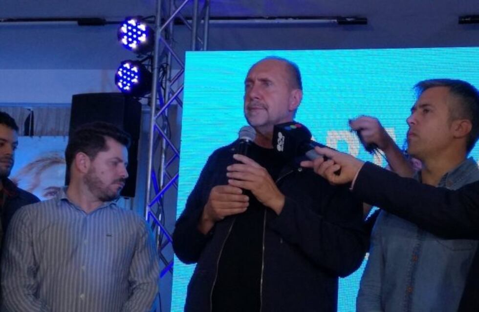 Perotti llamó a la unidad y dijo que "ningún brazo sobra" en el peronismo