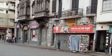 Los cortes de tránsito abarcarán la zona cercana a la Plaza Sarmiento\u002E (Gloria Calderón)