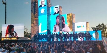 Acto del Frente de Todos en Santa Rosa (Vía Santa Rosa)