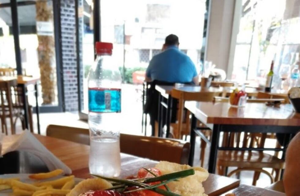 Dispararon 12 veces en un ataque contra un bar de la zona sur de Rosario