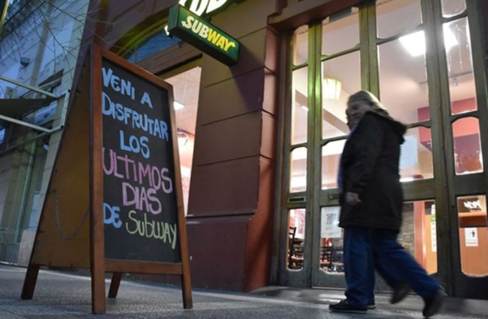 Subway cierra su franquicia en Santa Rosa y en el lugar abrirán un bar