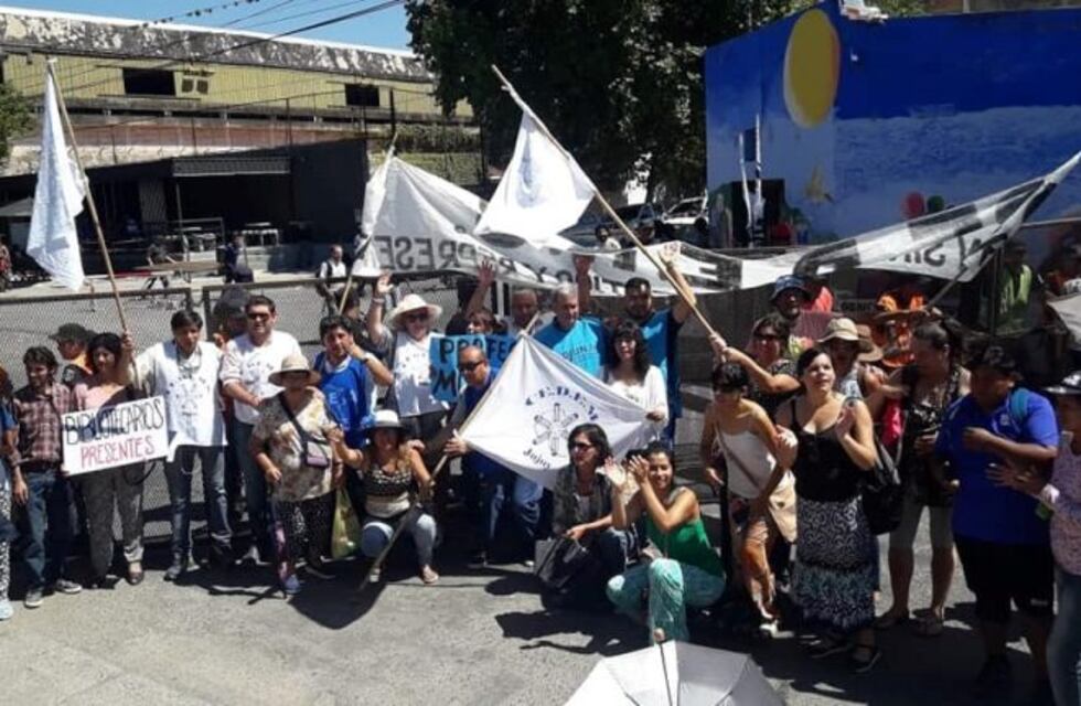 Gremios docentes jujeños se movilizaron contra el Pacto Social por la Educación