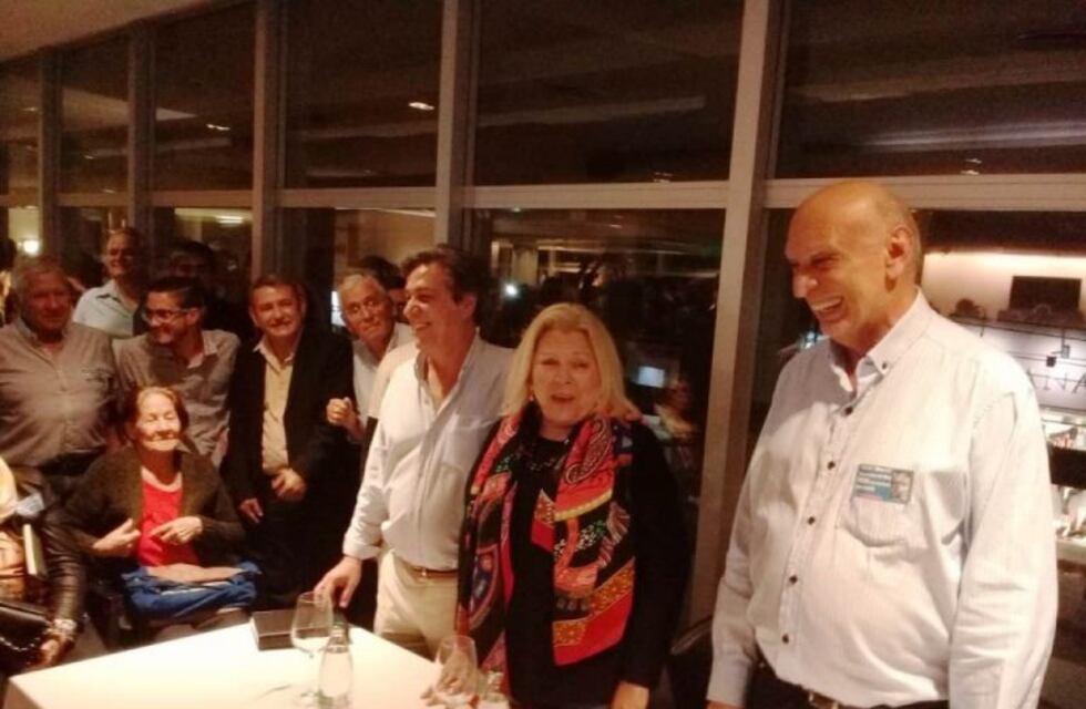 Lilita Carrió quiere liberar a De Vido y a militares presos por crímenes de lesa humanidad