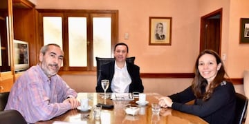 Reunión de Maderna y la Faculta de Económicas (Foto: Municipalidad de Trelew)\u002E