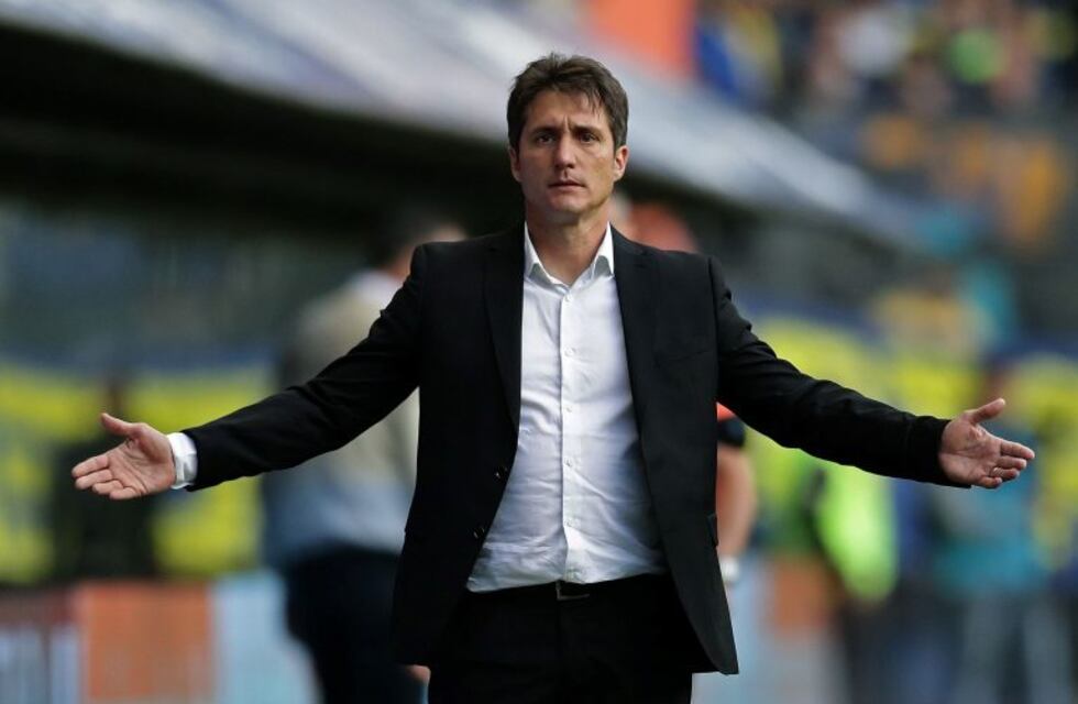 Guillermo Barros Schelotto no podrá dirigir a Boca ante Palmeiras