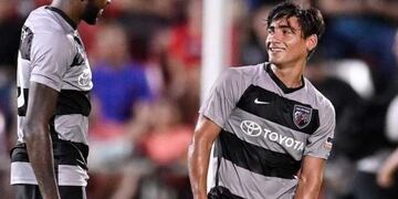Cristian Parano fue elegido como mejor jugador joven del año de la liga de ascenso estadounidense (Foto: San Antonio FC)\u002E