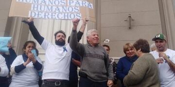 Movilización Policia Gchú\nCrédito: Máxima online