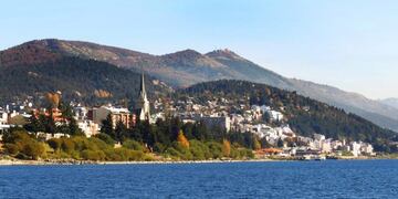 Habilitan actividades turísticas en Bariloche como "prueba piloto"