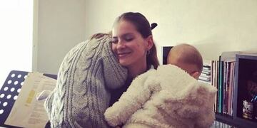 La China Suárez mostró por primera vez la cara de Rufina\u002E