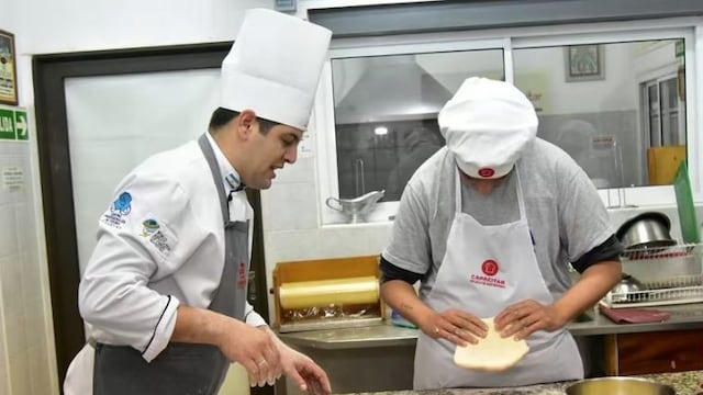Alumnos de escuelas de personas con discapacidad recibirán capacitación gastronómica.
