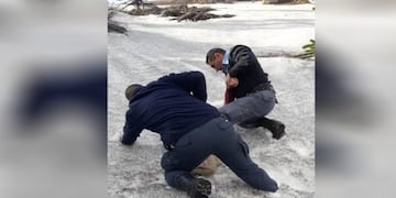 Una mujer fue rescatada tras caer a una grieta de un glaciar en Caviahue