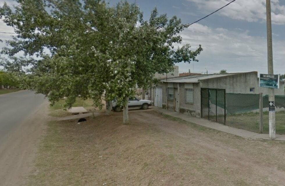 Lo redujeron a la salida de un maxikiosco y a punta de pistola le llevaron la moto