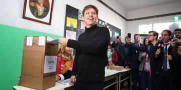 Axel Kicillof emitió su voto desde Manzanares, Pilar\u002E