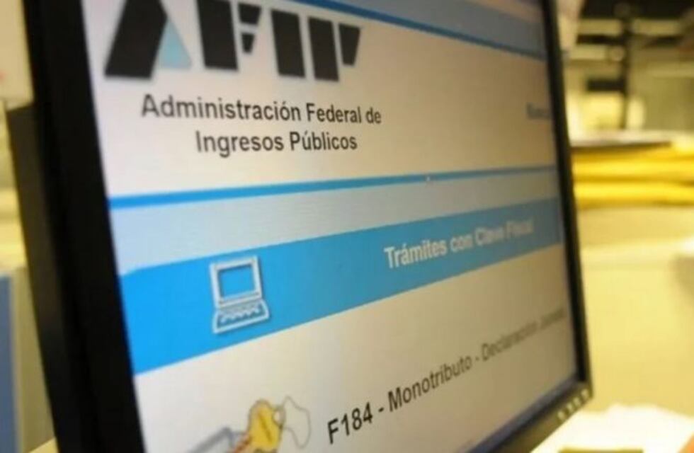 Cepo al dólar: cómo pedir la devolución del 35% si no se paga Ganancias ni Bienes Personales