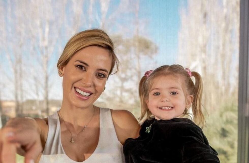 Idénticas: las fotos de Jesica Cirio y su hija Chloé con el mismo look que causaron ternura en las redes