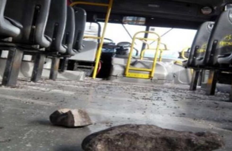 Denuncian ataques contra la empresa de colectivos Sol Bus