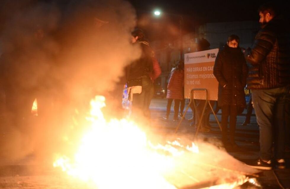 Miércoles de marchas y protestas en La Plata