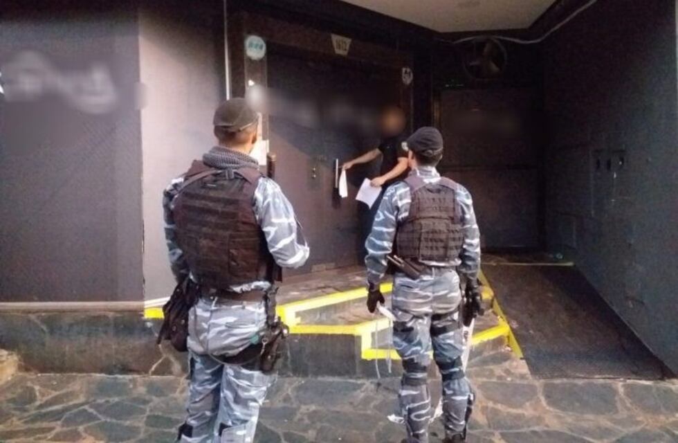 Demoraron a doce personas y clausuraron un local bailable por violar la cuarentena