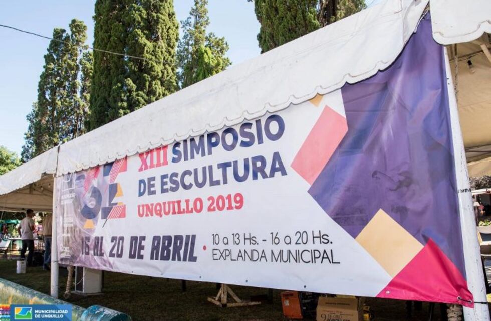 Comenzó el XIII Simposio de Esculturas en Unquillo