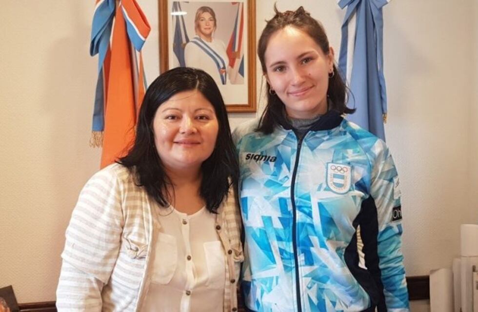 Gómez recibió a la máxima referente fueguina de la disciplina de la esgrima Athina González CIavarella