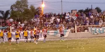 La Academia volvió otra vez con las manos vacías de La Calderita de Leones\u002E