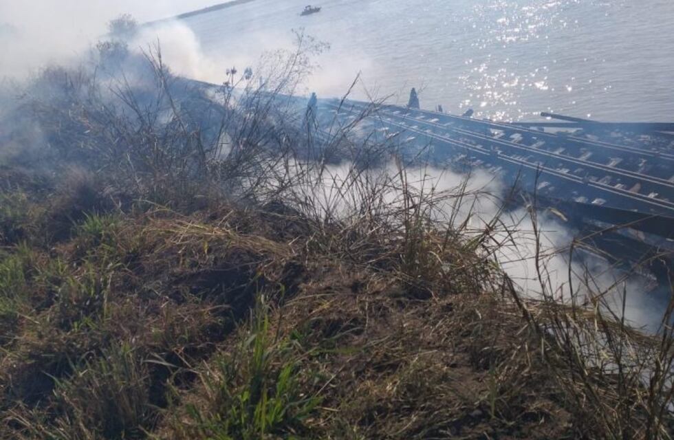 El enfriamiento en los viejos muelles frente al Parque Urquiza podría seguir hasta el miércoles