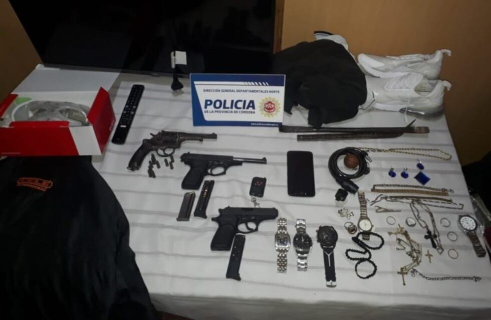 Cuatro detenidos en La Para tras perpetrar un robo