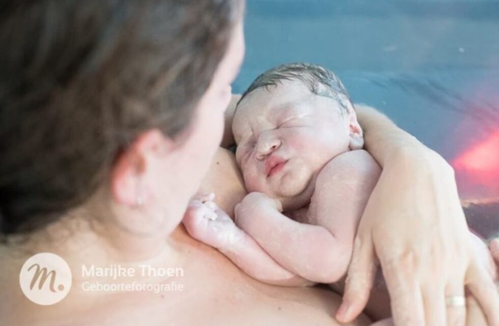 Facebook censuró temporalmente la imagen de un parto natural