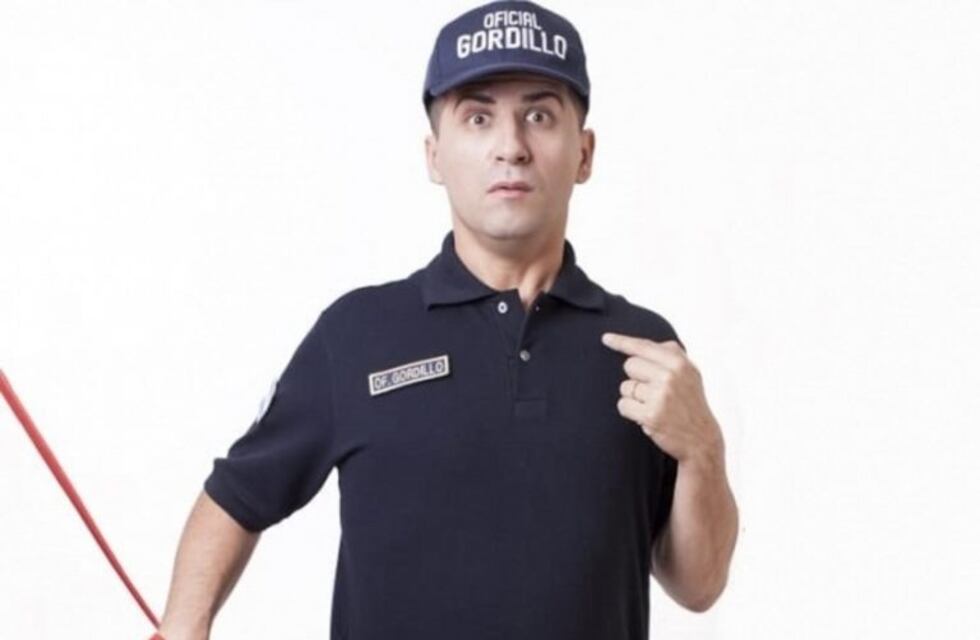 El Oficial Gordillo, con adicionales para el humor