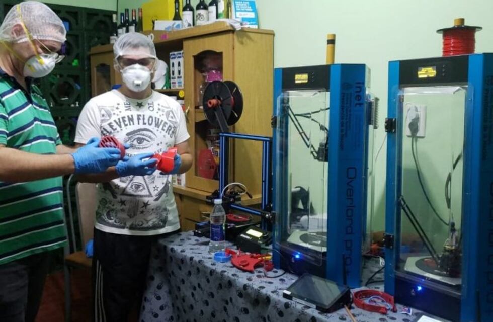 Gesto solidario: Escuelas de Córdoba fabricarán máscaras de protección