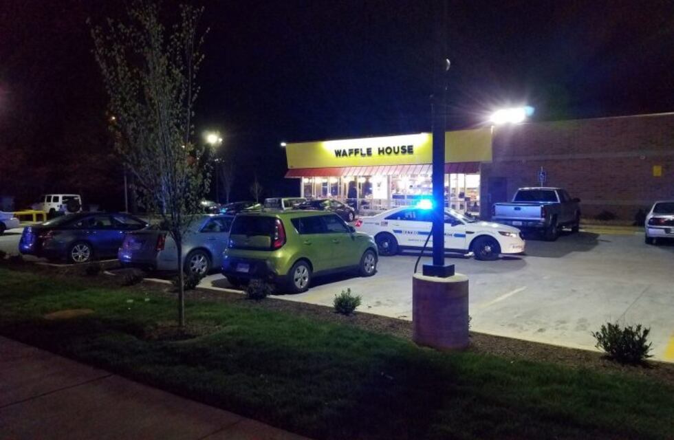 EE.UU.: Tres muertos y varios heridos en un tiroteo en Nashville