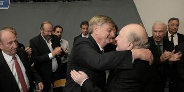 Verna y Ziliotto celebraron la obtención de la licencia (Web)\u002E