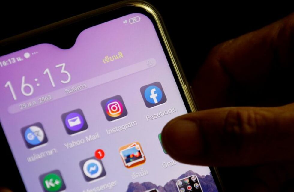 Denuncian a Facebook porque Instagram utiliza las cámaras de los celulares sin permiso