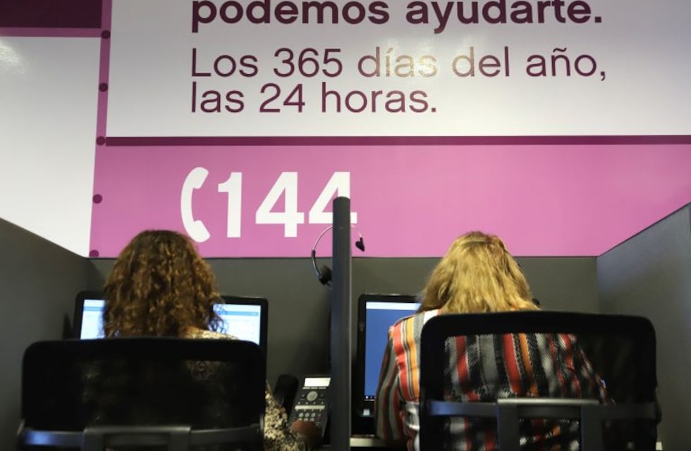 Más de 55.000 personas solicitaron asesoramiento a la línea 144 durante el primer semestre