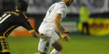 Independiente Rivadavia, con el debut del tu00e9cnico Alfredo Berti, volviu00f3 a defraudar de local.