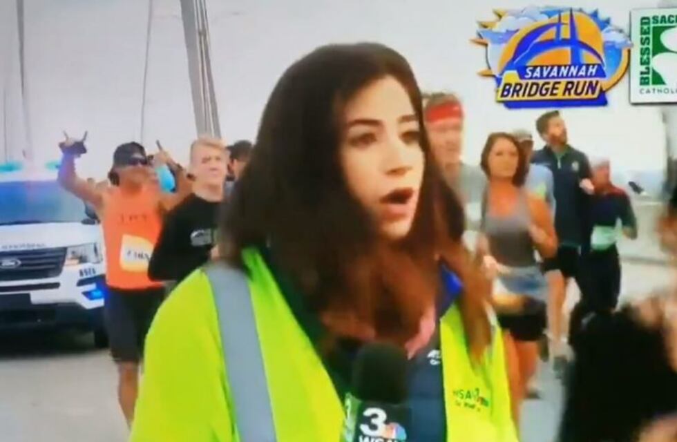 Una periodista fue manoseada en vivo por un maratonista