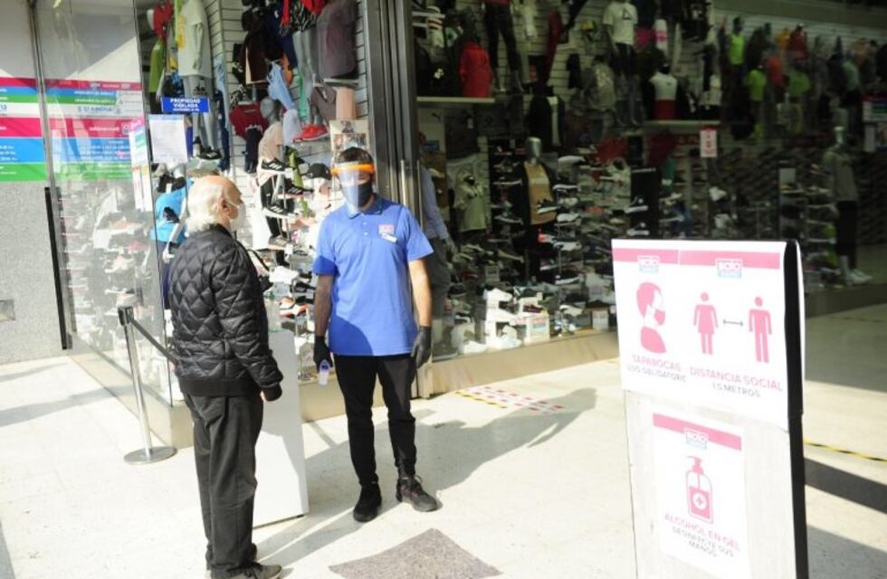 Buena convocatoria para los locales de las avenidas porteñas en su día de reapertura