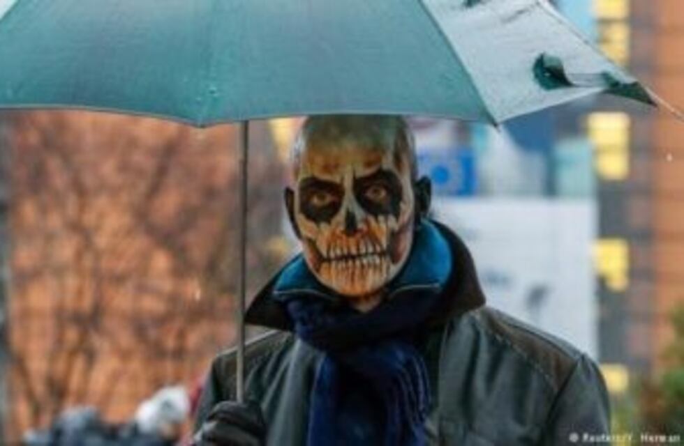 Ahora sí: los zombies cordobeses podrán marchar por las calles