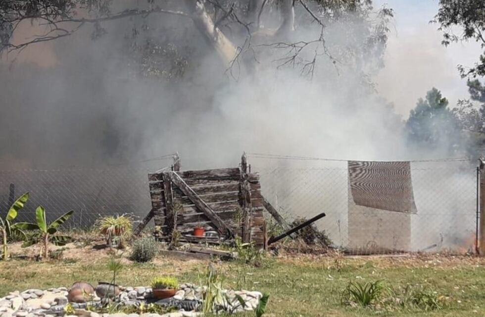 Quema de pastizales alertó a vecinos de Villa California
