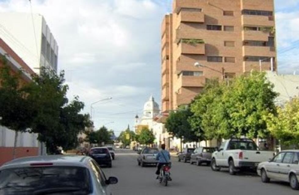 En Marcos Juárez, solo adhieren al paro general los bancos y UEPC