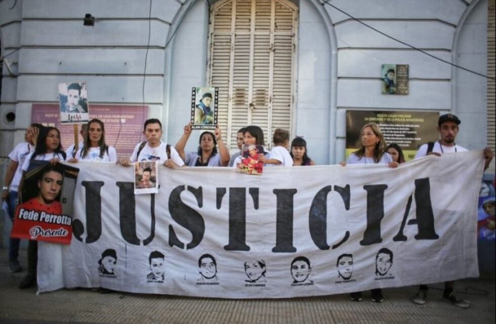 El fiscal Mastorchio pidió fuertes condenas a los 6 policías